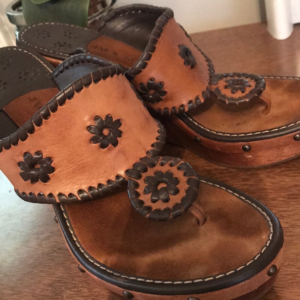 Jack Roger Leather wedges!